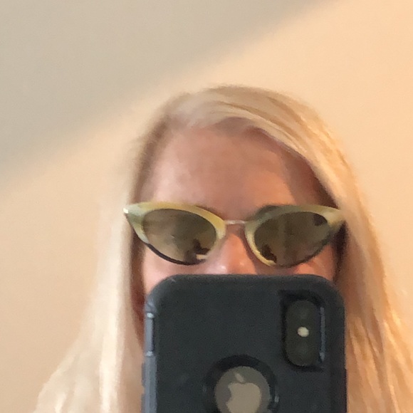 ✨HP✨ TOM FORD CAT EYE SUNGLASSES - Picture 3 of 14